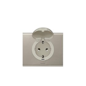   Legrand 067161 - Céliane 2P+F földelt csatlakozóaljzat gyermekvédelemmel, csavaros