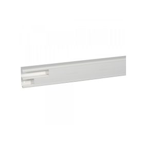  Legrand 075702 - Antimikrobiális 130x50 mm kábelcsatorna, 2 rekeszes, fehér