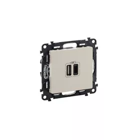  Legrand 753206 - Valena Life Töltőaljzat Kettős USB C-típusú + USB A-típusú csatlakozóval, 5V–3A–