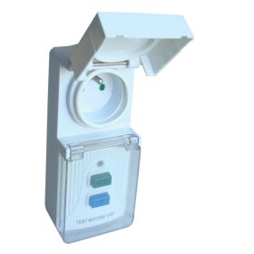   Áram-védőkapcsolós adapter, csapos védőérintkezővel - TFGA-4F